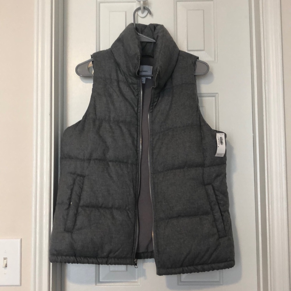 NWT Old navy puffer vest